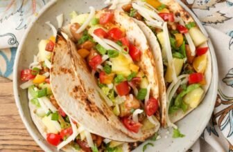 Pineapple Hen Tacos – Barefeet within the Kitchen