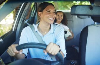 Similar Crew, Totally different Paths: Keep-at-Residence Mothers and Working Mothers